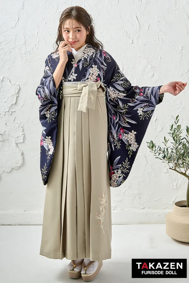 TAKAZENのレンタル袴 正統派古典袴　ネイビー/紺色　スタイリッシュ　大人っぽい　清楚系　綺麗【ECサイト限定】R27056