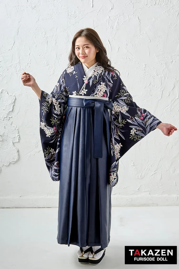 TAKAZENのレンタル袴 正統派古典袴　ネイビー/紺色　スタイリッシュ　大人っぽい　清楚系　綺麗【ECサイト限定】R27056