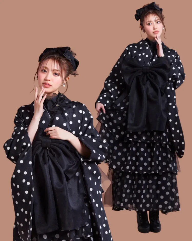 TAKAZENオリジナルヘップバーンシリーズのレトロに着こなせる４段フリルドレス袴