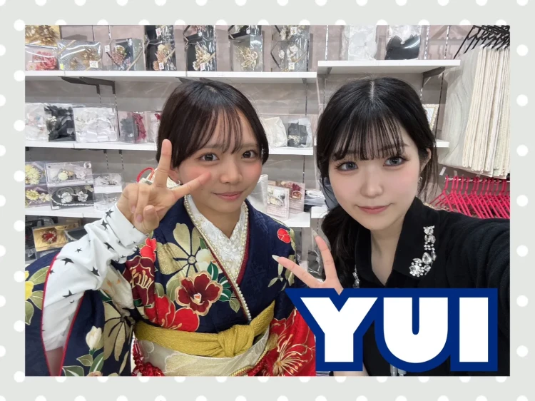 TAKAZEN奈良店で紺色の古典柄振袖に決定されたお客様