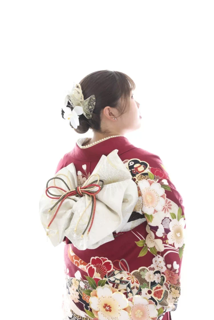 TAKAZEN神戸旧居留地店に前撮り撮影会でご来店された振袖のお客様の帯アレンジのご紹介