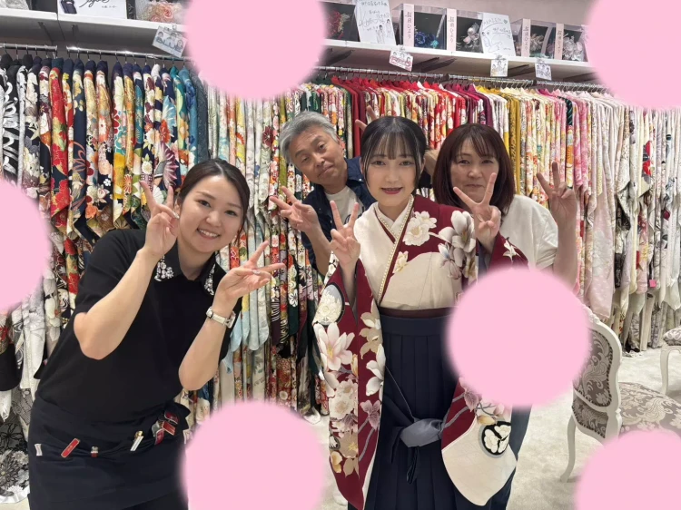 みちょぱのブランドの袴コーデ姫ちゃん