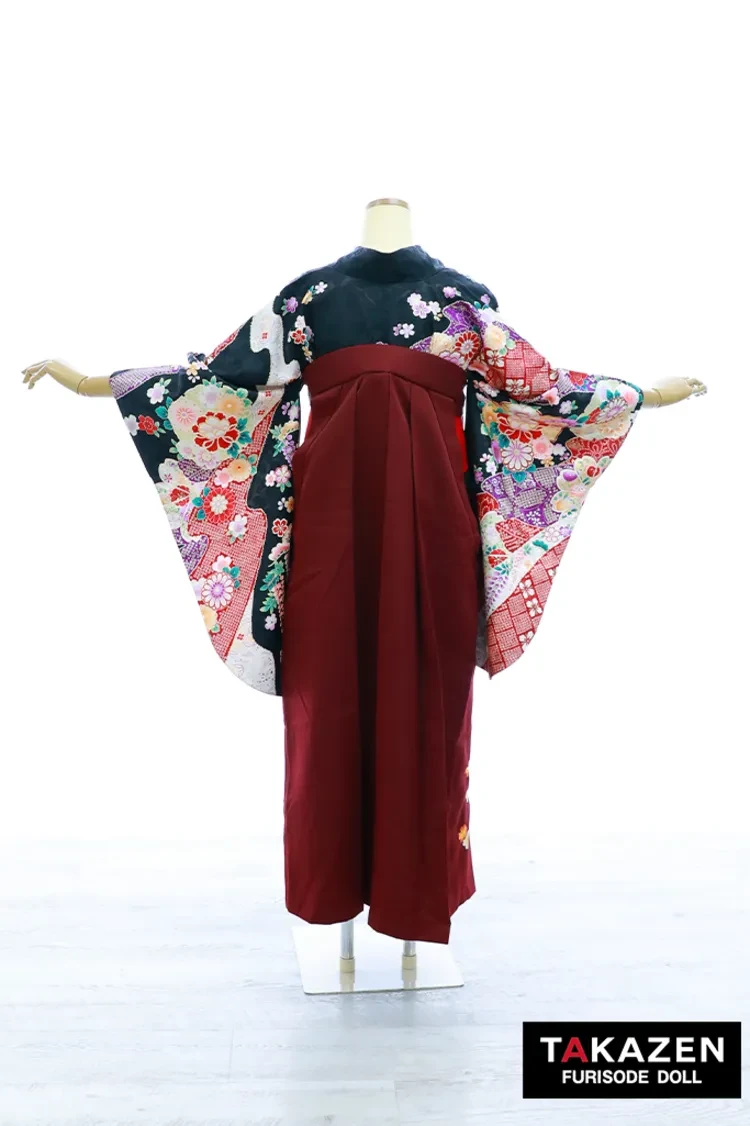 TAKAZENのレンタル袴 格安正統派古典袴　黒/赤　牡丹柄/和柄　大人っぽい　きれいめ　清楚　ブーツスタイル【通販可】Y38