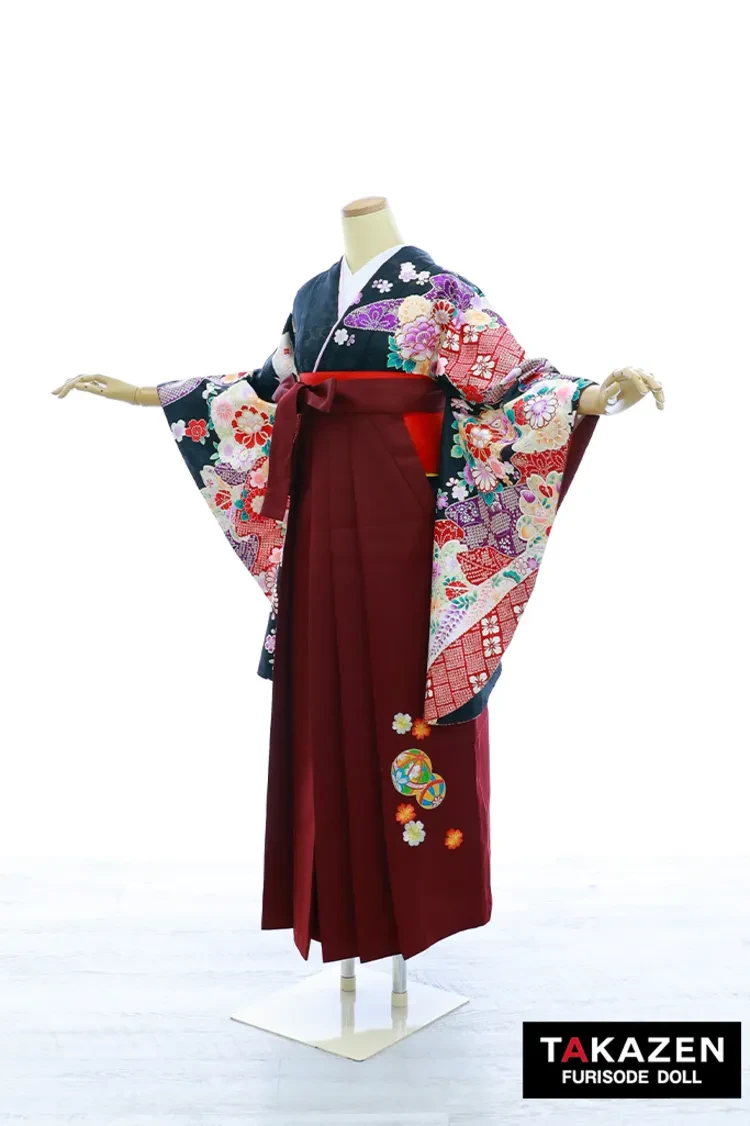 TAKAZENのレンタル袴 格安正統派古典袴　黒/赤　牡丹柄/和柄　大人っぽい　きれいめ　清楚　ブーツスタイル【通販可】Y38