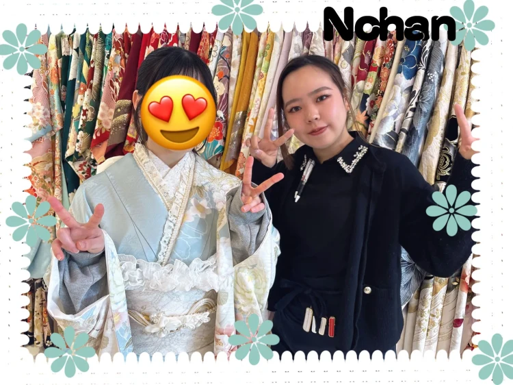 TAKAZEN堺店で水色くすみカラーの振袖をご契約いただいたお客様の紹介