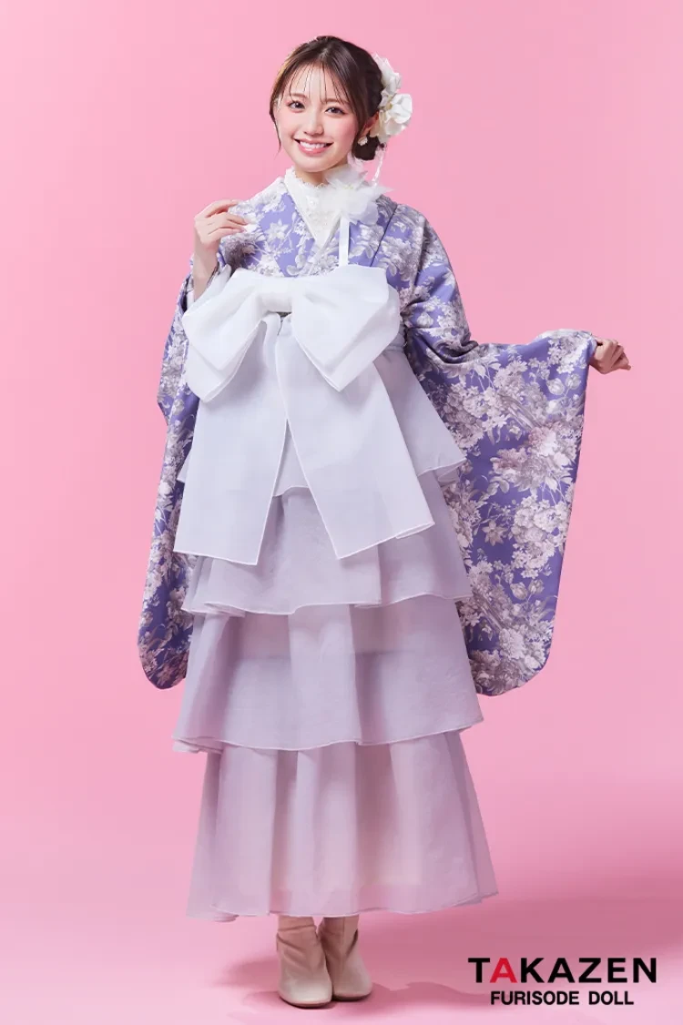 TAKAZENのレンタル袴 最新作ヘップバーン袴 グレー/くすみカラー ボタニカルフラワー柄 チュールドレス袴 かわいい おしゃれ ブーツスタイル 香音【通販可】LH13