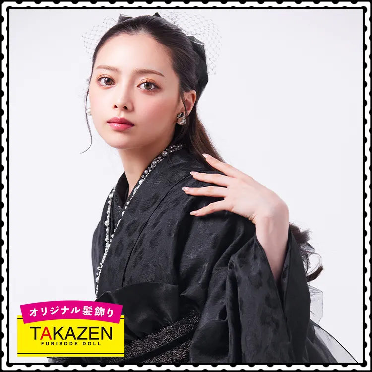 すっきり前髪のハーフアップ×レザーの個性的チュール付きリボン♡黒/シルバー【通販可】