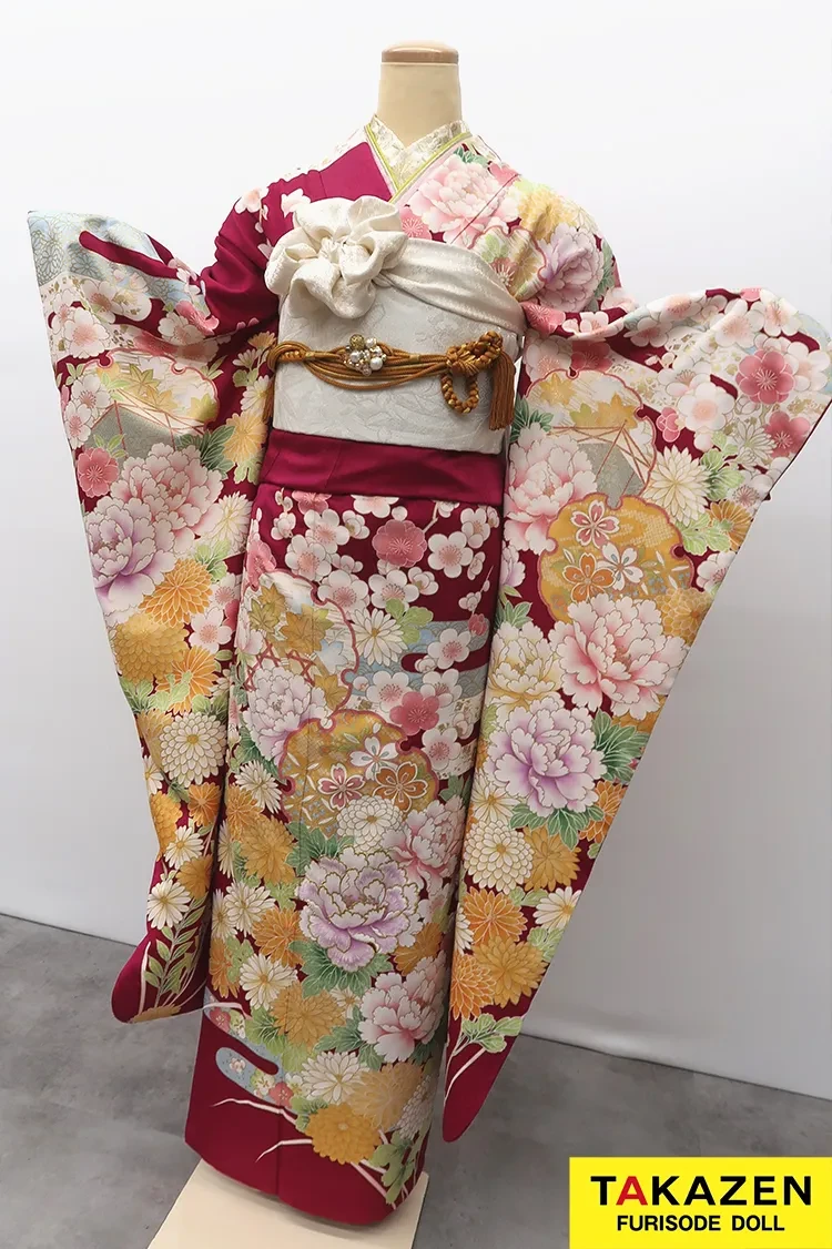 TAKAZENのレンタル振袖 格安正統派古典振袖　ワインレッド　桜柄/牡丹柄　かわいい　上品　華やか　珍しい色【通販可】M30