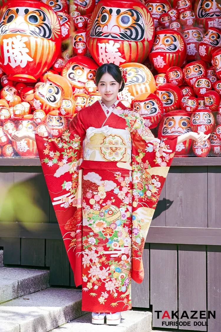 TAKAZENのレンタル振袖 プレミアム古典　吉澤織物/最高級金彩手描友禅　赤　鞠柄　上品な振袖　清楚　人気　定番振袖ネットレンタル　天翔天音　LB55