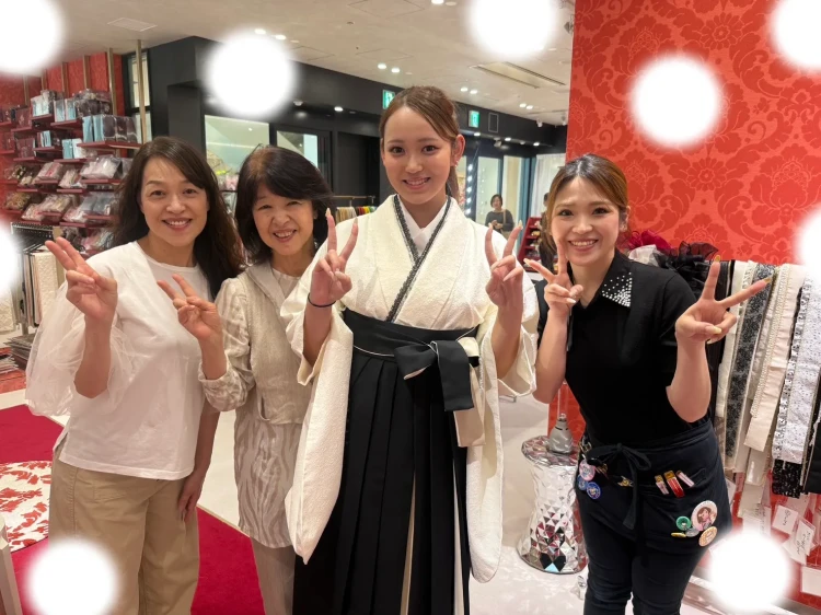 卒業式　袴　梅田　くすみカラー　TAKAZEN