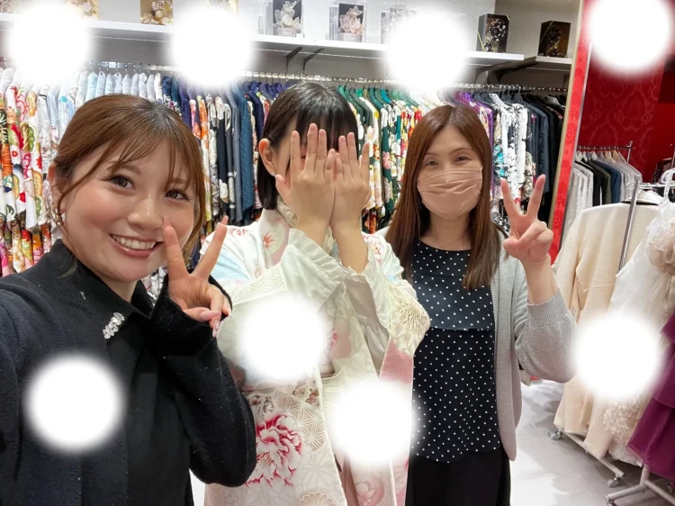卒業式袴　大阪梅田　袴フォトプラン　くすみカラー袴　ピンク袴