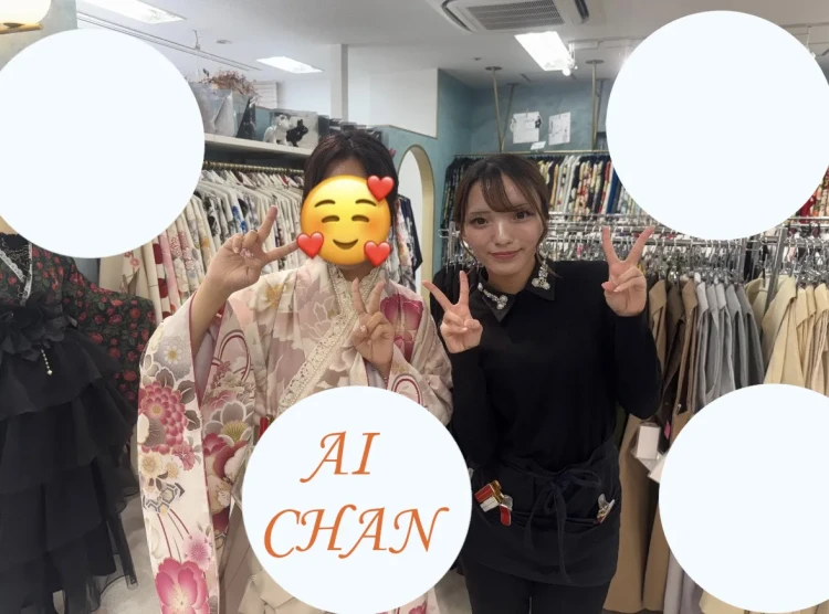 2027年卒業でイマドキのカワイイくすみカラーの袴コーデの卒業姫ちゃん