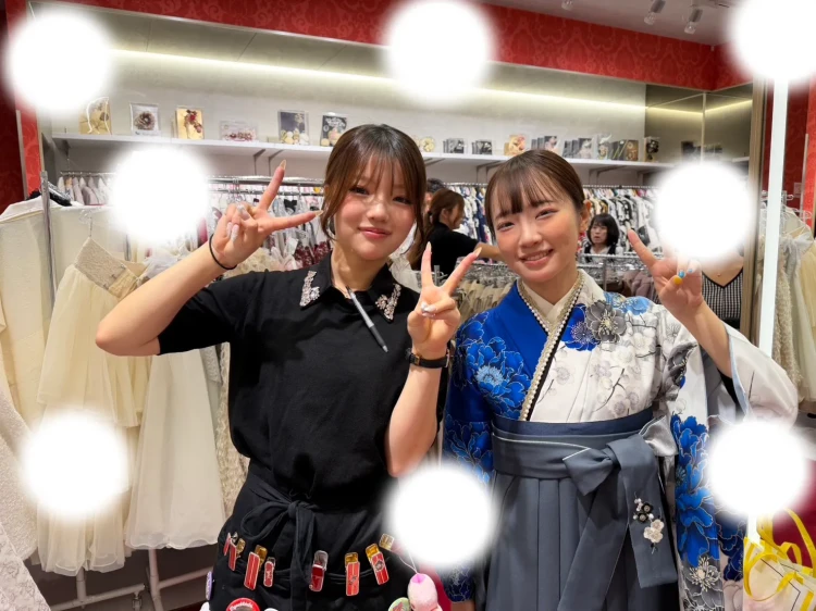 大阪梅田卒業式袴レンタル　古典柄袴　青色袴
