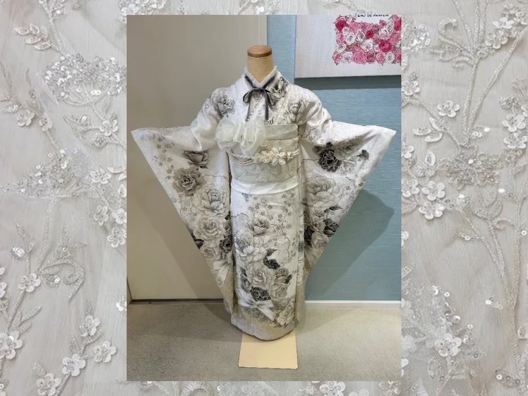 堺店スタッフおすすめヘップバーン,コスメカラー白×シルバーのお振袖全身コディネート紹介