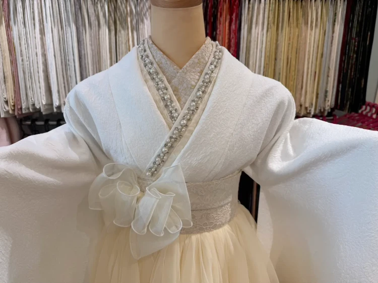 ローズのドレス袴コーディネート