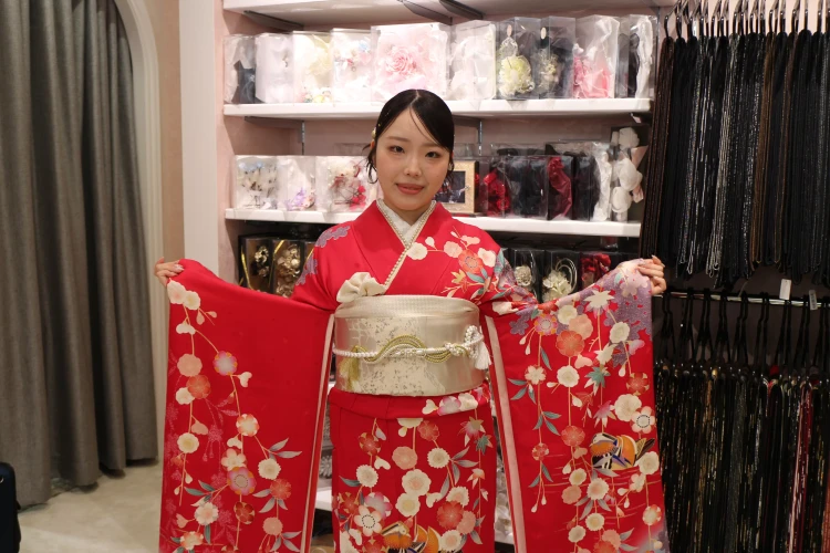 TAKAZEN神戸旧居留地イマドキママ振りコーデ古典の振袖