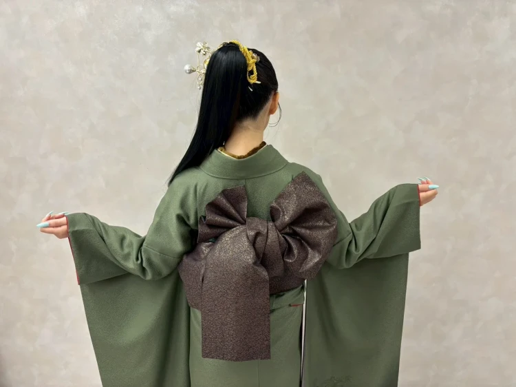 TAKAZEN奈良店の前撮り撮影会にお越しいただいたお客様の垂らしリボンの帯結び