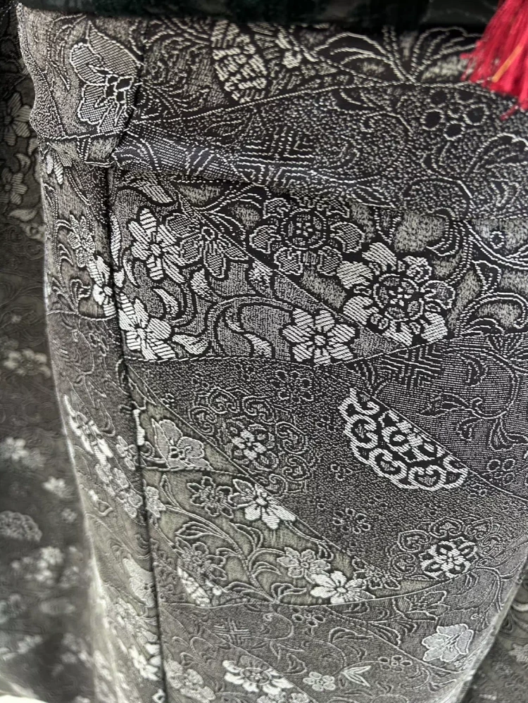 TAKAZEN姫路店　姫路市　成人式　モノトーン　黒赤　レトロ