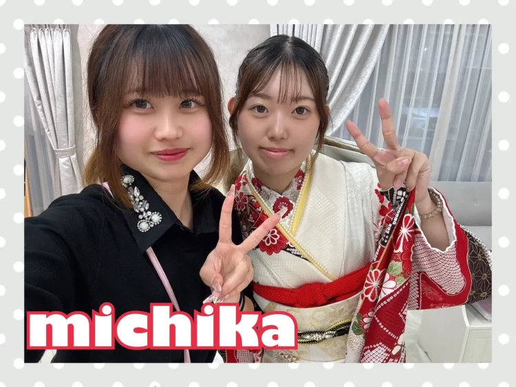 TAKAZEN奈良店でお振袖を選んで頂いた2027年成人のお客様