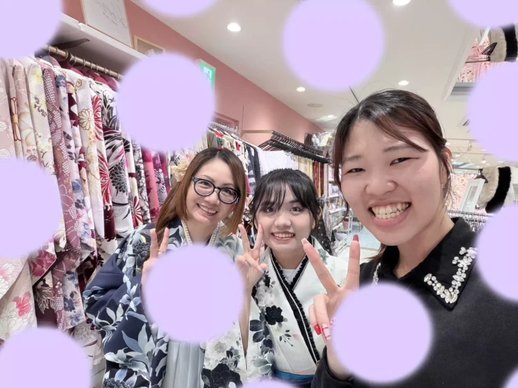 TAKAZEN姫路店　姫路市　卒業式　イマドキ袴　赤袴　加西市