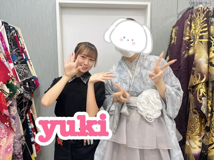 TAKAZEN橿原店で今どきドレスに決定された2027年卒業のお客様をご紹介