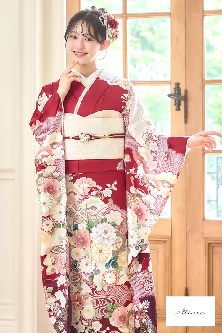 TAKAZENのレンタル振袖 正統派古典　赤　吉祥紋様　はんなり　上品　定番　和柄　王道デザイン【通販可】K1342