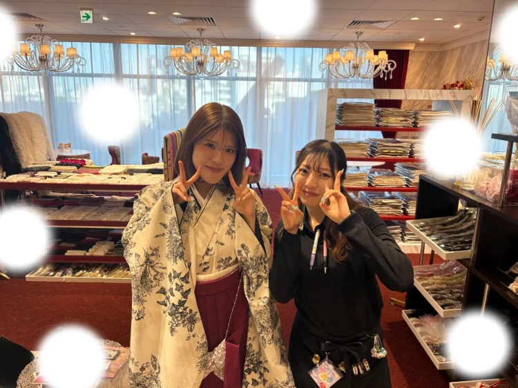 TAKAZEN東京表参道店Flagshipでメーカーブランドの袴をレンタルでご契約いただいたお客様のご紹介。