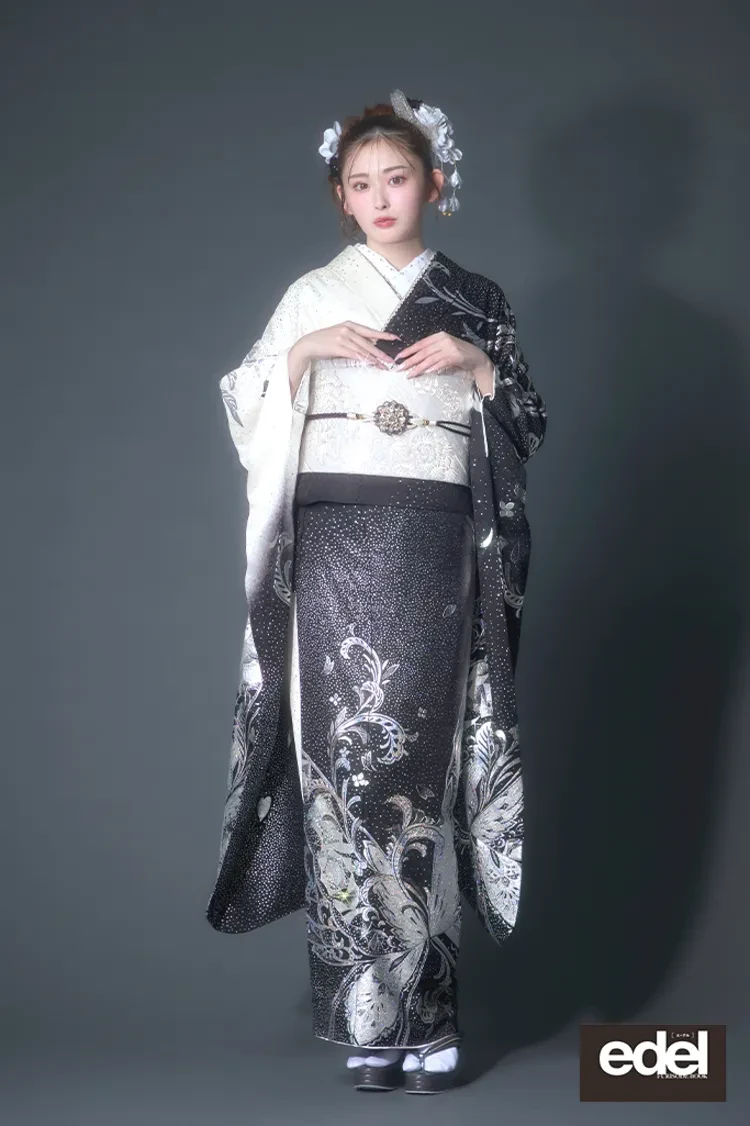 TAKAZENのレンタル振袖 モード系　黒/白　蝶々柄　クール　シンプル　かっこいい　ゆうちゃみ【通販可】K1343
