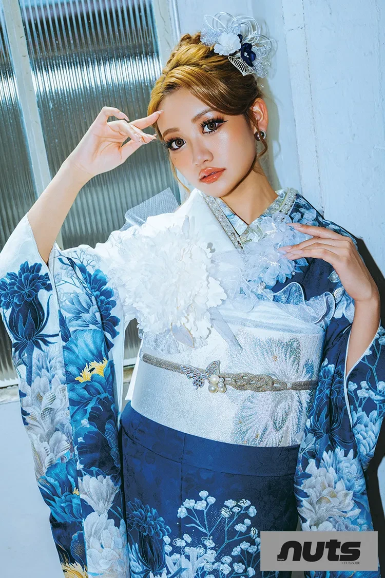 クール系 花柄 青/ブルー かっこいい ギャル系 目立つ 華やか 中村