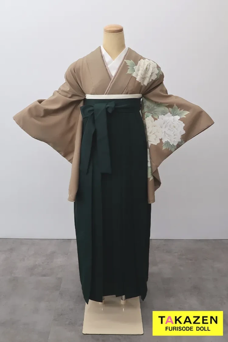 TAKAZENのレンタル袴 格安正統派古典袴 ブラウン シンプル 大人っぽい くすみ系 おしとやか【通販可】Y51