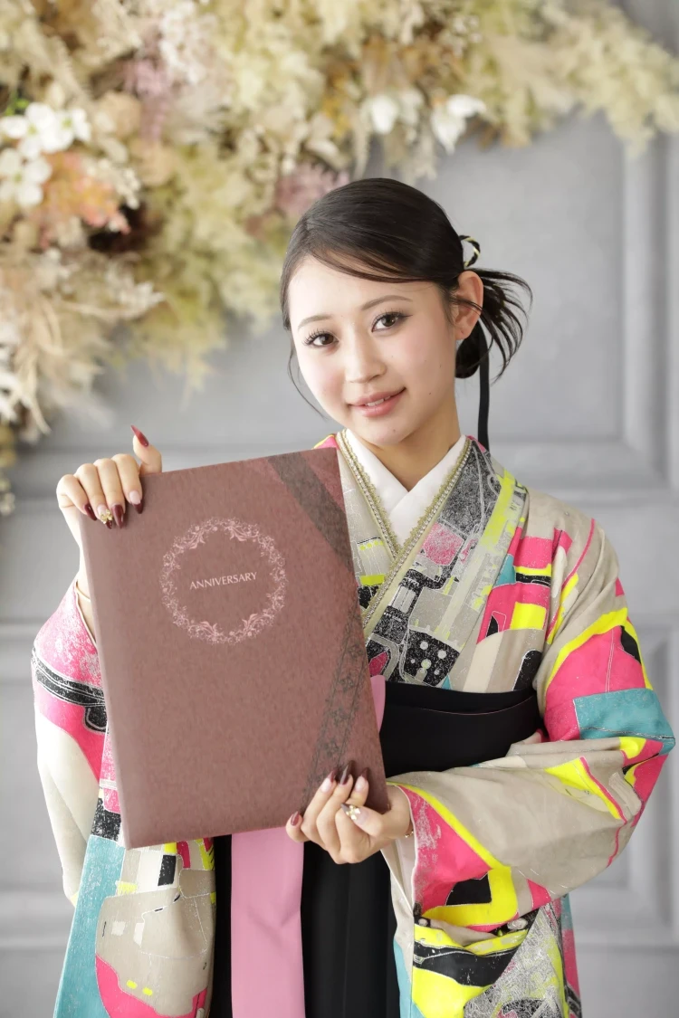TAKAZEN神戸旧居留地店で袴レンタル　
