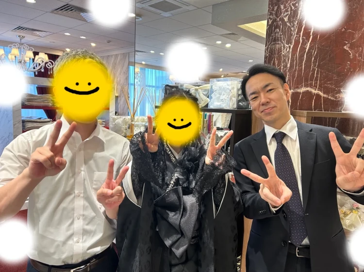 TAKAZEN東京表参道店Flagshipでレオパードの袴をご契約いただいたお客様のご紹介。オールブラックコーデ。