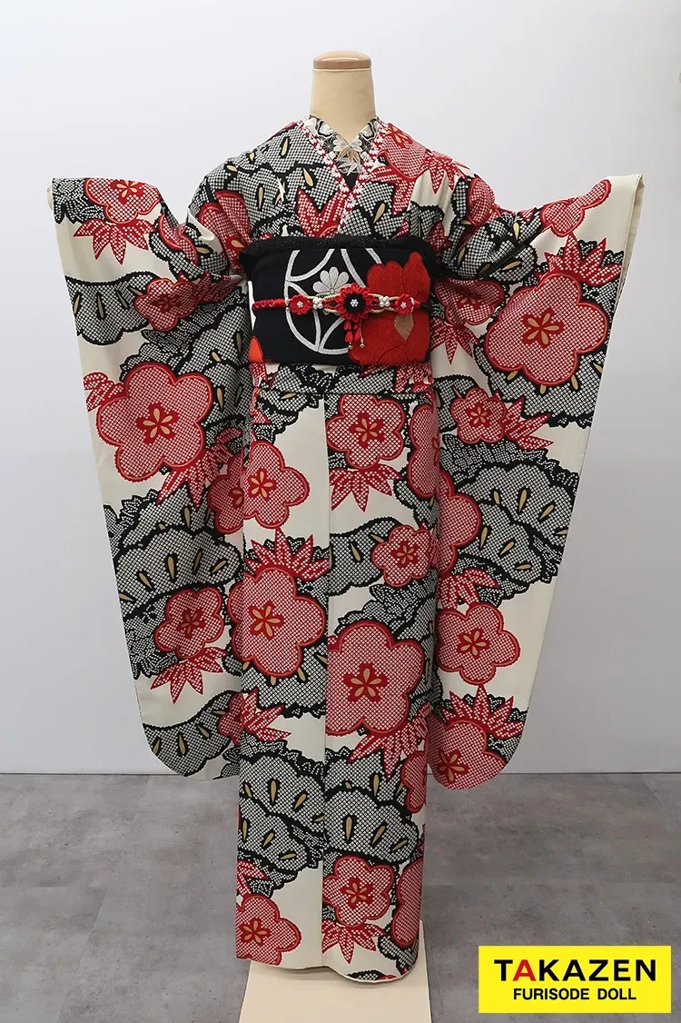 TAKAZENのレンタル振袖 格安レトロモダン　白/赤/黒　梅柄/松柄　大正ロマン　きれいめ　清楚【通販可】M34