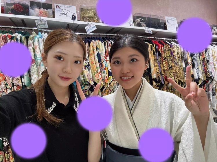 TAKAZEN神戸旧居留地店シンプルな白無地のお客様紹介