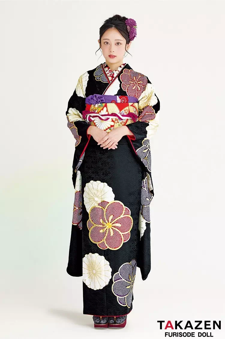 TAKAZEN姫路店の高身長さんや低身長さん、体型カバーできるお振袖まで、体型別お振袖の選び方をご紹介