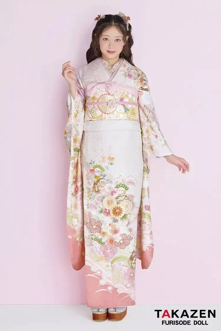 TAKAZEN姫路店の高身長さんや低身長さん、体型カバーできるお振袖まで、体型別お振袖の選び方をご紹介