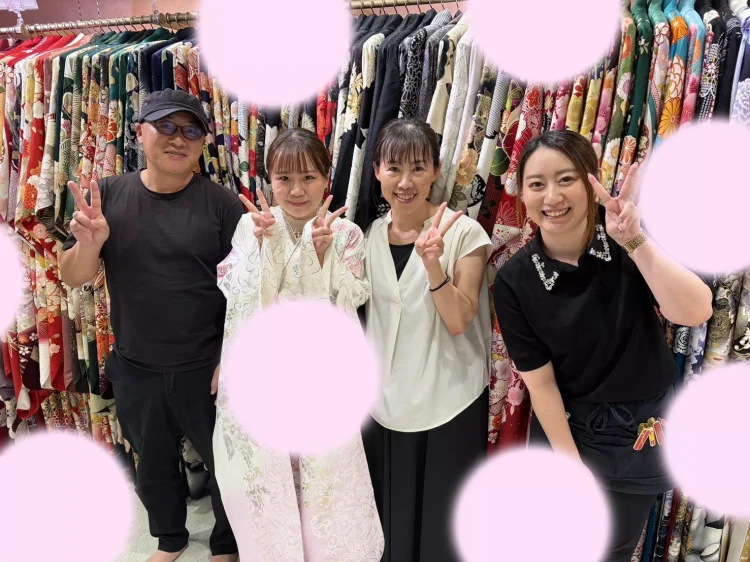 TAKAZEN姫路店のTAKAZENオリジナルのキラキラピンクお振袖でのお写真プランのお嬢様