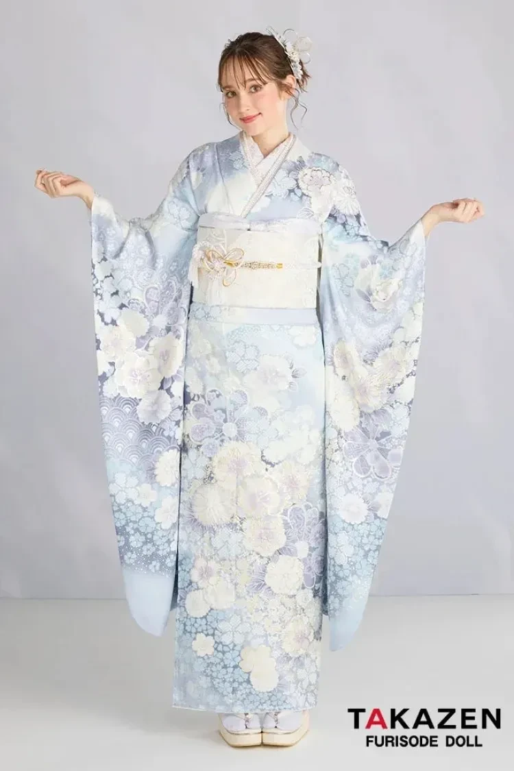 最新作高級古典桜柄/鹿の子模様水色振袖