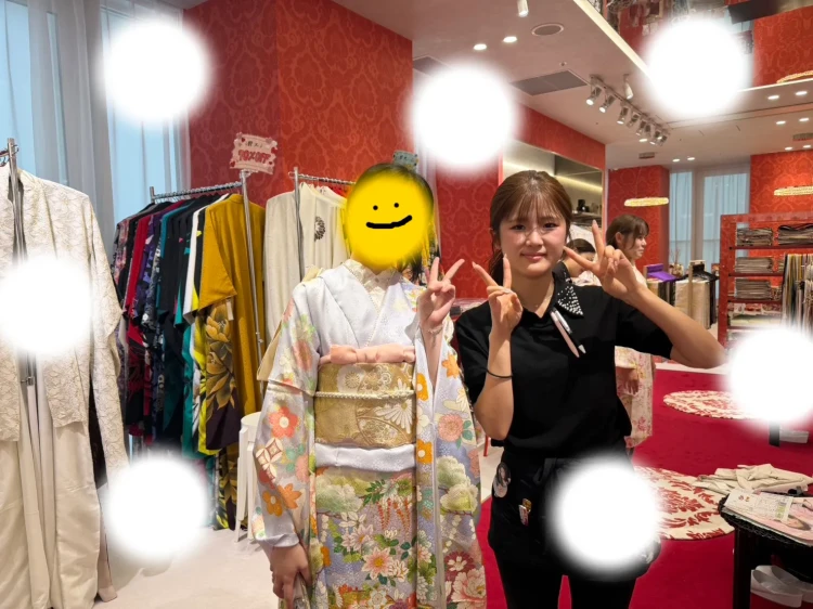 TAKAZEN梅田本店にて2028年成人の振袖レンタルいただいたお嬢様