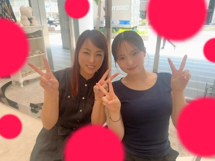 JAPANSTYLE×中村里砂ブランド袴　TAKAZEN神戸旧居留地店で袴コーデのお客様紹介