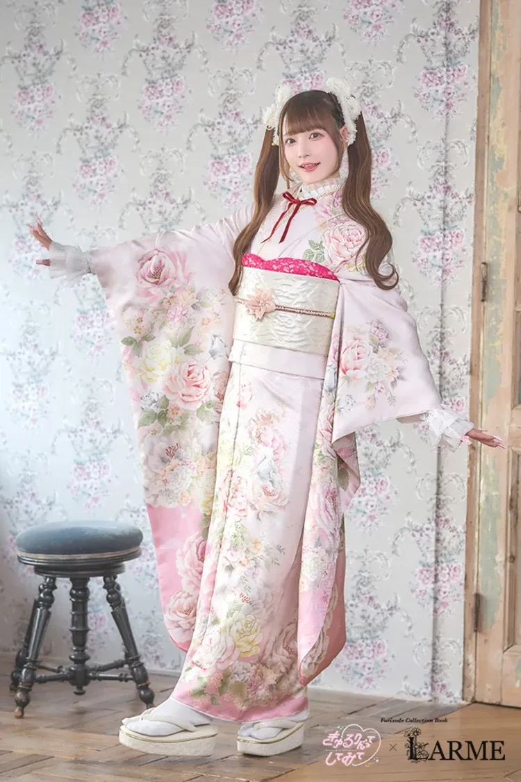 LIZLISA風なきゅるりんってしてみて×LARME振袖