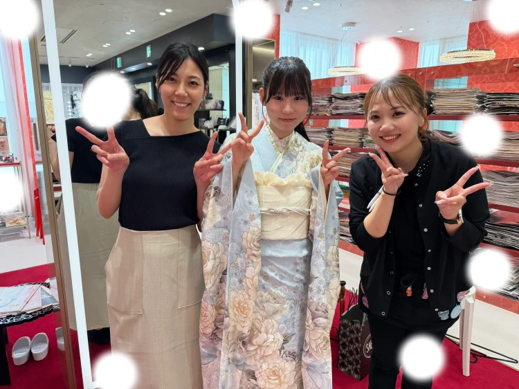 成人式　前撮り　梅田　袴　くすみカラー　かわいい　イマドキ　淡色　古典　タカゼン　撮影