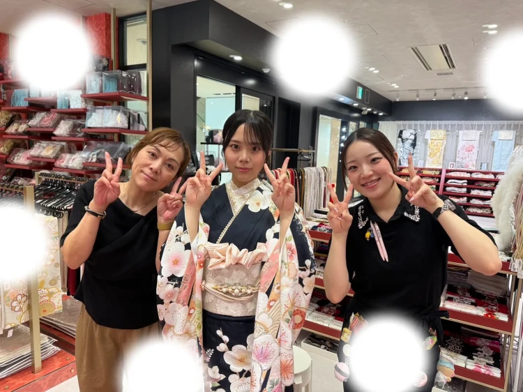 成人式　前撮り　梅田　振袖レンタル　袴レンタル　家族写真　前撮り撮影会　ネイビー