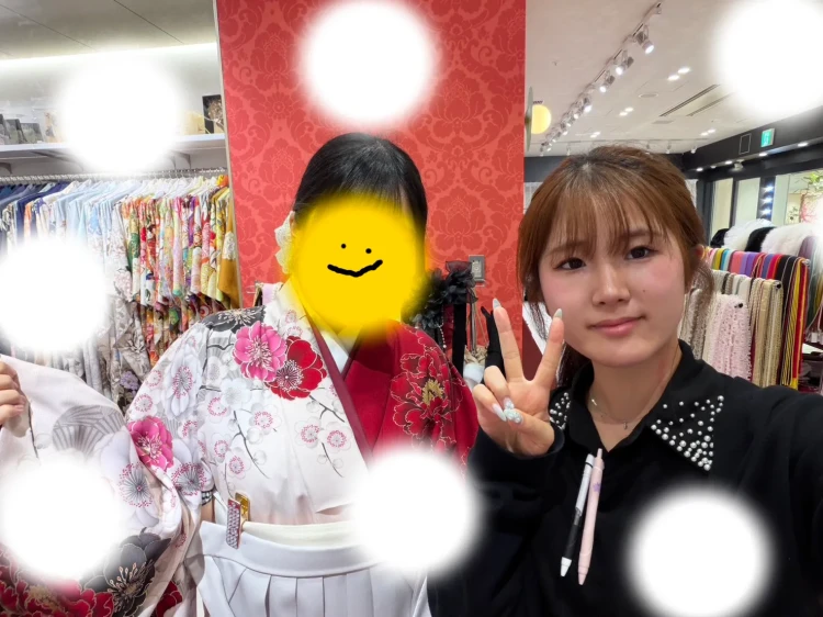 成人式　前撮り　梅田　袴　くすみカラー　かわいい　イマドキ　淡色　古典　タカゼン　撮影　赤