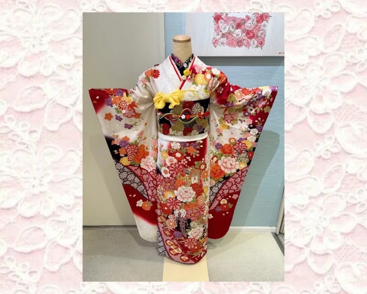 TAKAZEN堺店スタッフオススメ正統派古典の赤色の振袖全身コーディネート紹介