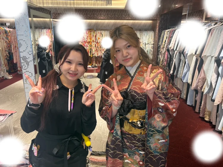 TAKAZEN東京表参道店FlagshipでTAKAZENオリジナルの小物で持ち込みフォトプランをご契約いただいたお客様のご紹介。