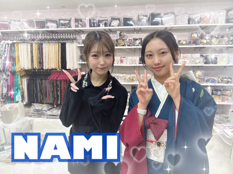 TAKAZEN奈良店で持ち込みのママ振袖に小物レンタルでご契約いただいた2028年成人のお客様