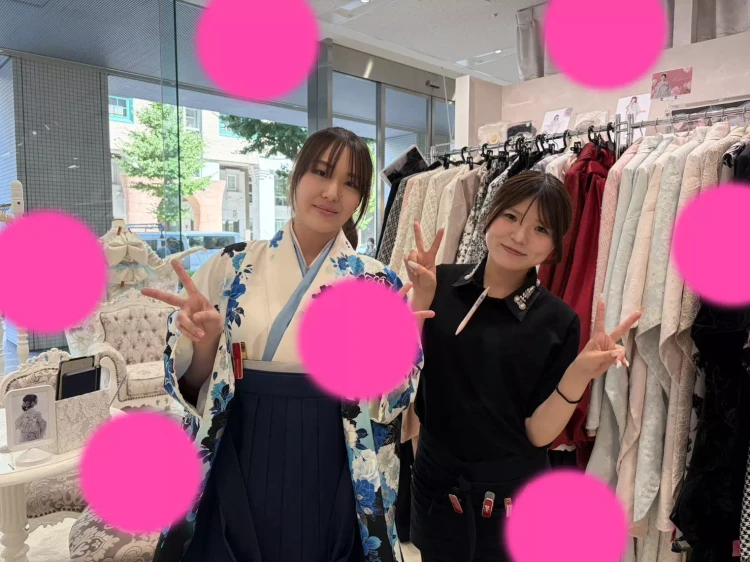 白地に青色袴の姫ちゃんのご紹介