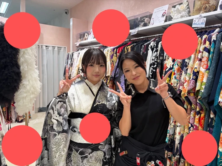 鯉柄ジャパンモード振袖の姫ちゃんの紹介