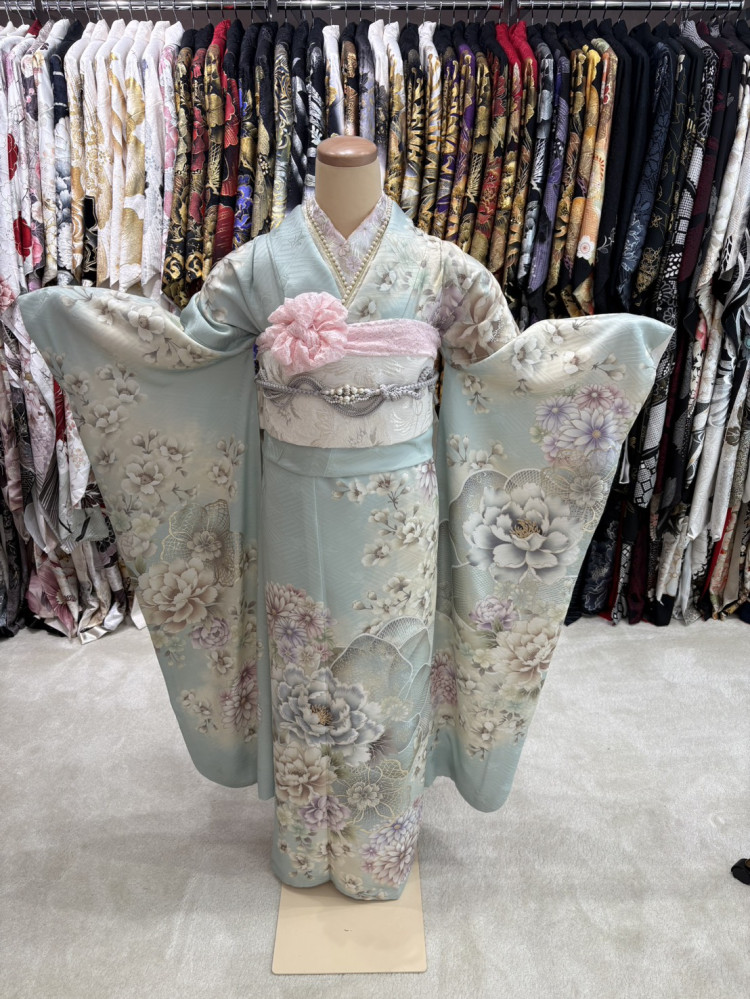 くすみ系水色振袖コード